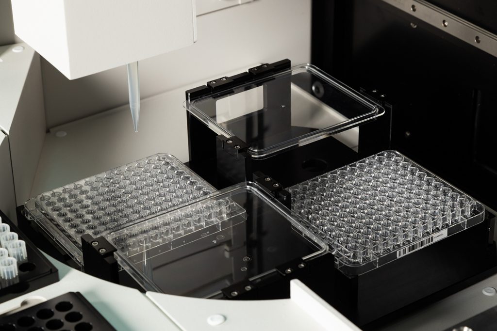 安圖生物全自動微生物鑒定藥敏分析系統(tǒng)：醫(yī)療檢測領域的創(chuàng)新突破